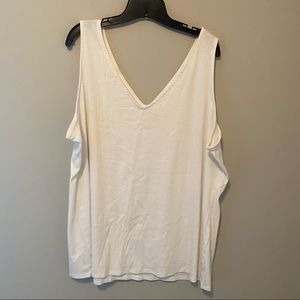 White deep V, front and back tank 26/28